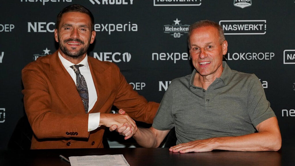 Dusan Tadic geri döndü: İmzayı attı