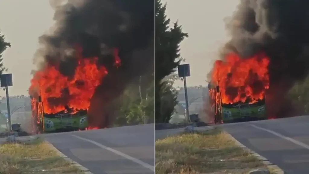 Kocaeli’nde seyir halindeki otobüs alev alev yandı