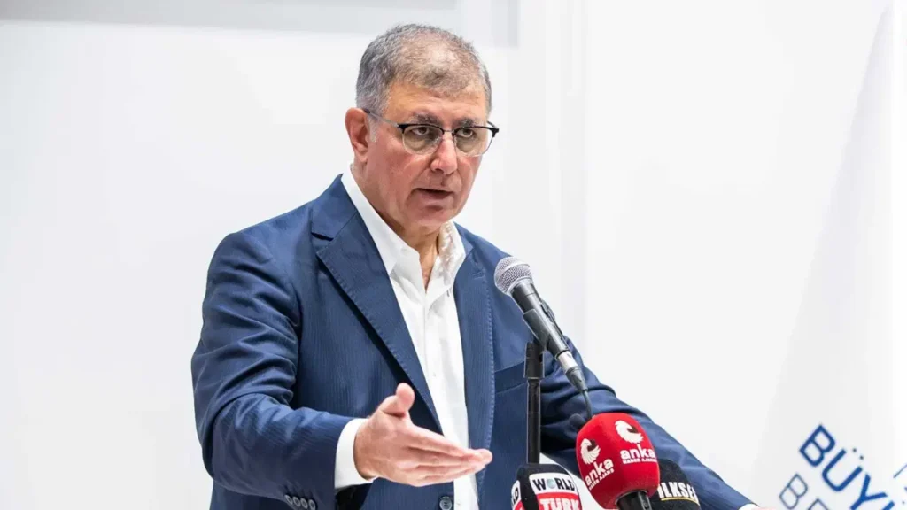 Cemil Tugay WhatsApp grubundan ayrılmıştı: Yeniden eklendi, nedeni ortaya çıktı